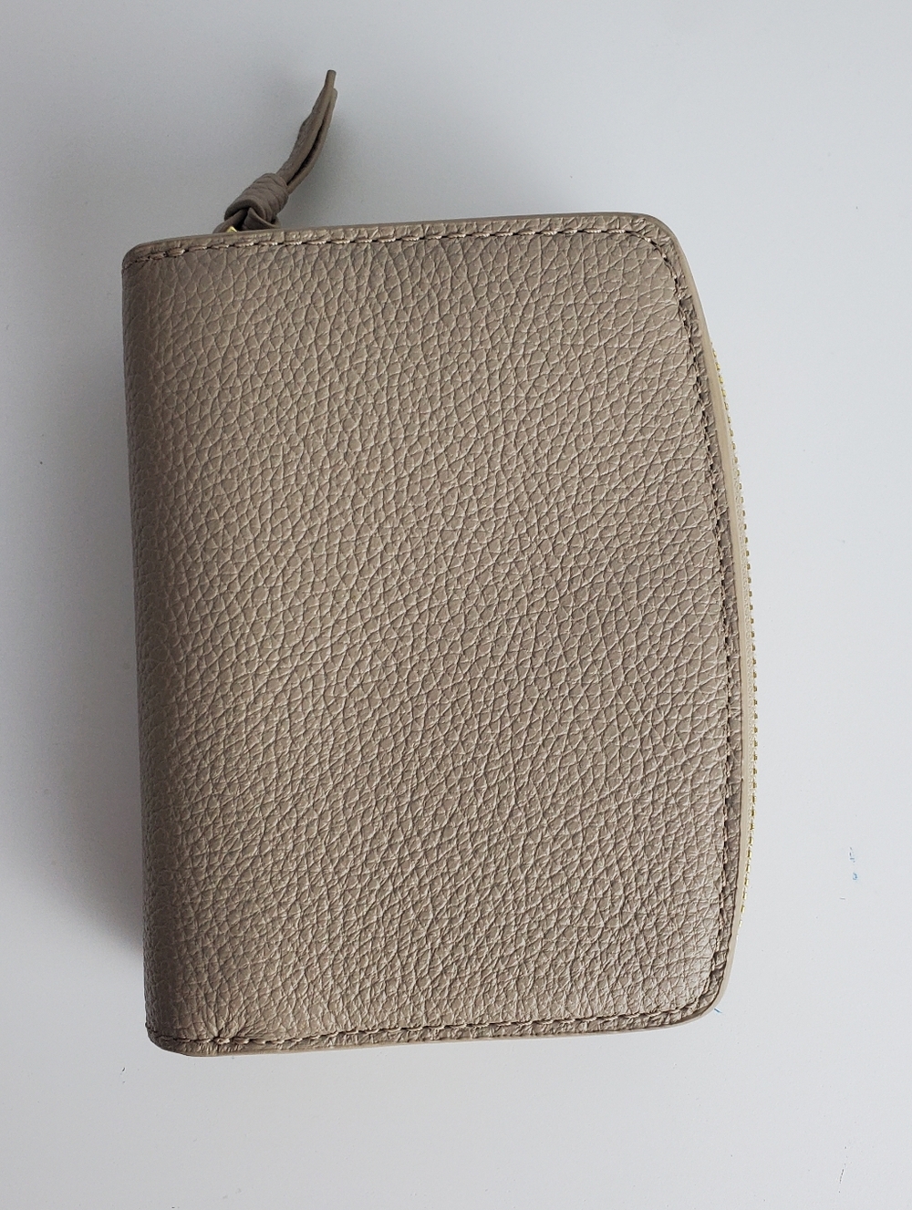 Quince Italian Pebbled Leather Compact Wallet - Picture 14 of 16